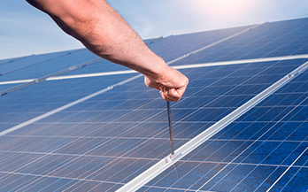 servicio mantenimiento panel solar